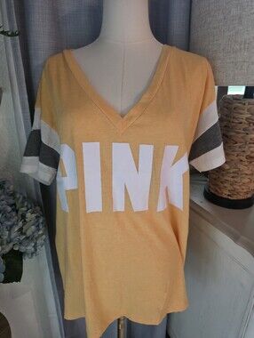 VS Pink Tee